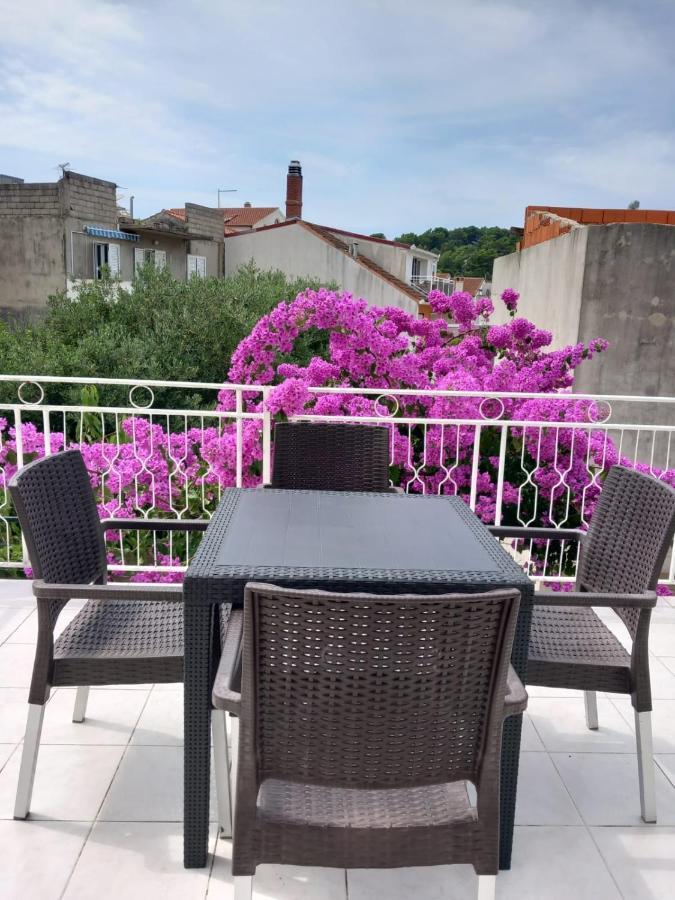 Apartment Mladen Hvar Town Buitenkant foto